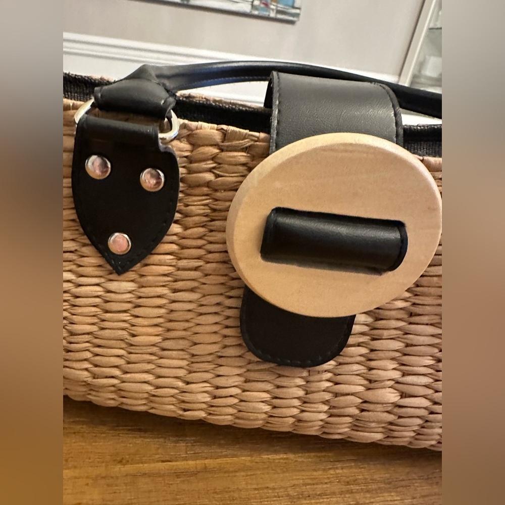 Y2K Woven Straw structured Summer Bag Wooden Buckle Accent Vintage - Picture 5 of 10